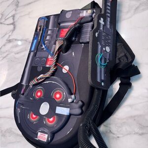 Fun costumes ghostbusters proton pack
